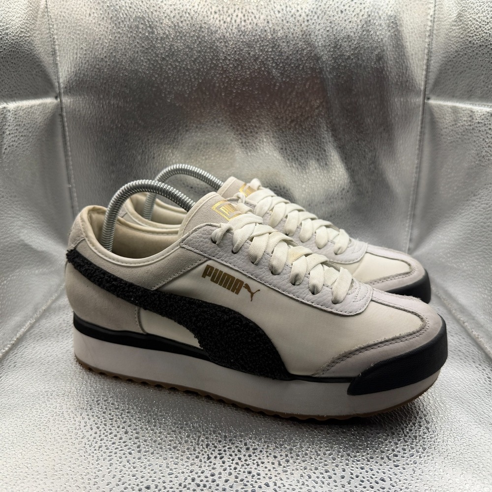 Size 9.5 Puma Roma Amor Heritage White Black Womens Athletic Sneakers 370947-01